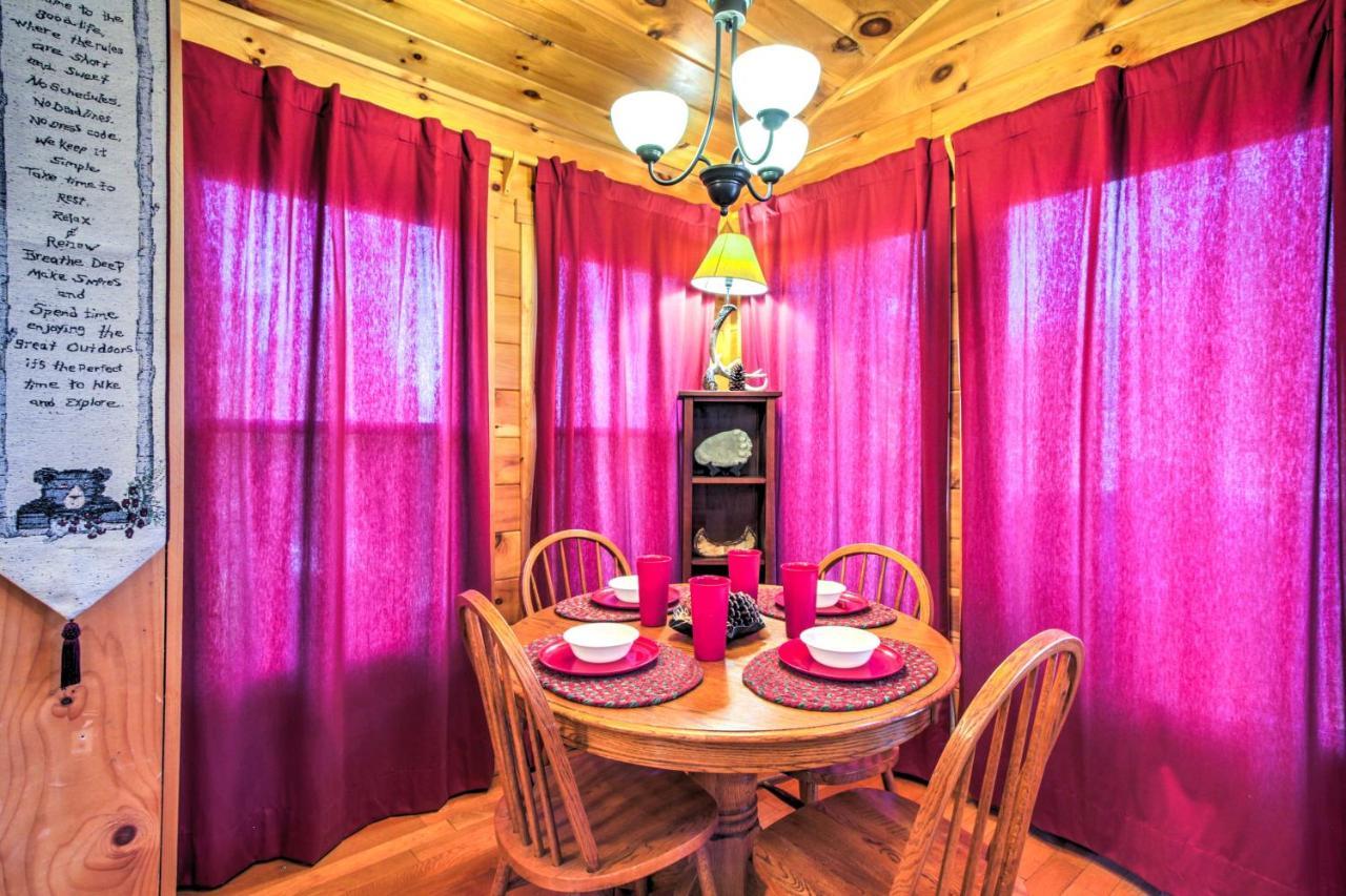 Tree Top Dream Cabin With Hot Tub In Gatlinburg! Villa Exteriör bild