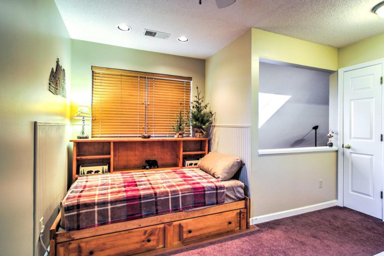 Tree Top Dream Cabin With Hot Tub In Gatlinburg! Villa Exteriör bild