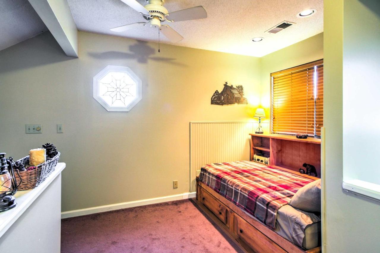 Tree Top Dream Cabin With Hot Tub In Gatlinburg! Villa Exteriör bild